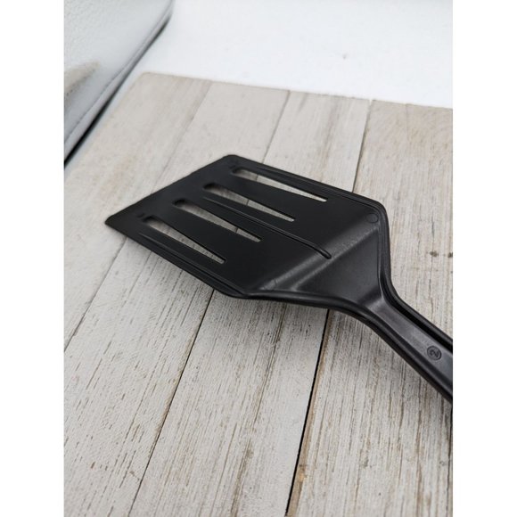 Hutzler Spatula Nylon Slotted Reinforced Turner Flipper No 717 Black LOPOL - Picture 6 of 7